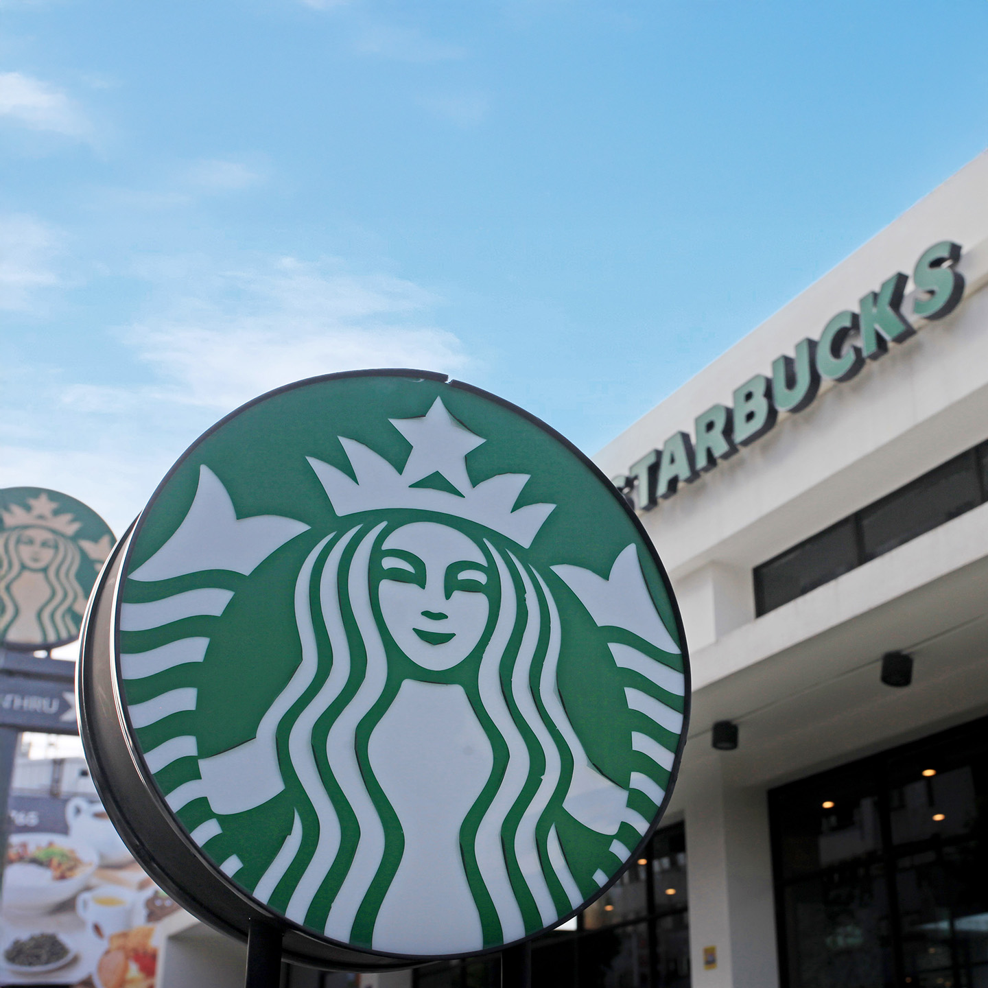 中清路商圈-星巴克實景拍攝經電腦修飾